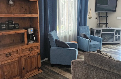 South Bruce Peninsula Cottage | Peninsula Perch: Water & Trails