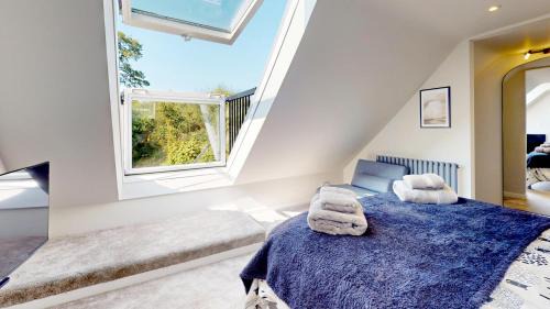 Dinas House | Penlan