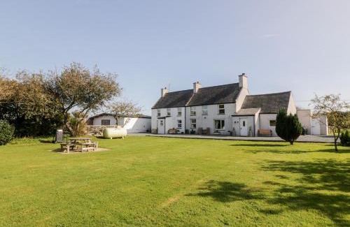 Llanfairpwllgwyngyll House | Penllyn