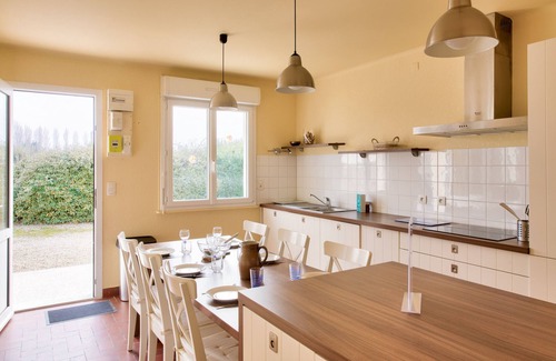 Penmarch House | Penmarch, house for 7 with a pool
