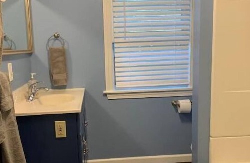Kennebunk Apartment | Penny Lane