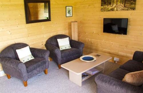 Broadway House | Pennylands Willow Lodge