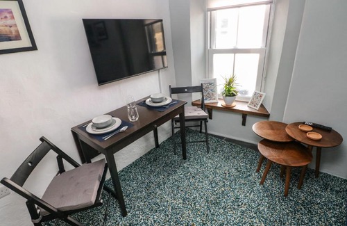 Newport House | Penpwmp