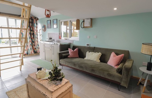 Ffestiniog Cottage | PENRALLT BACH, romantic, country holiday cottage in Ffestiniog