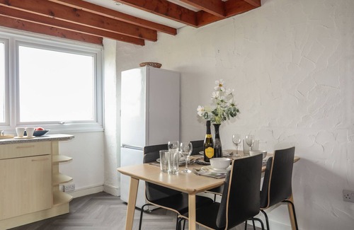 Llanengan Cottage | PENRHYN - 4 TY'N DON, pet friendly in Abersoch