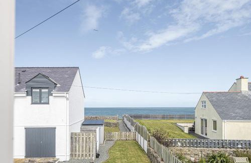 Cemaes Bay House | Penrhyn Cottage