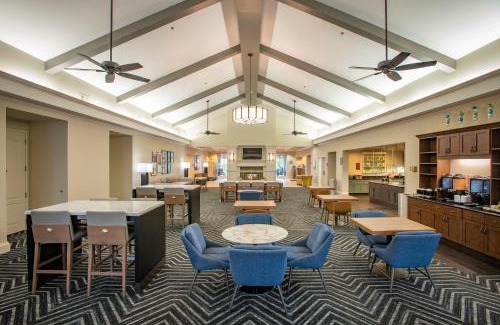 Northeast Pensacola Hotel | Pensacola Suites Hotel