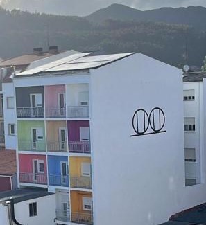 Boiro House | Pensión Los Trillizos