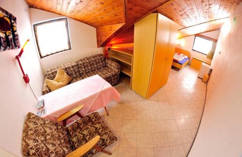 Vrchlabi House | Pension 444 - Ski Resort Herlikovice and Bubakov