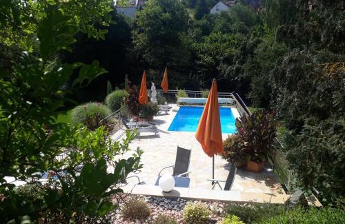 Mainstockheim House | Pension am Weinberg Bed & Breakfast