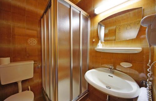 Mareo Apartment | Pension Arnica B&B