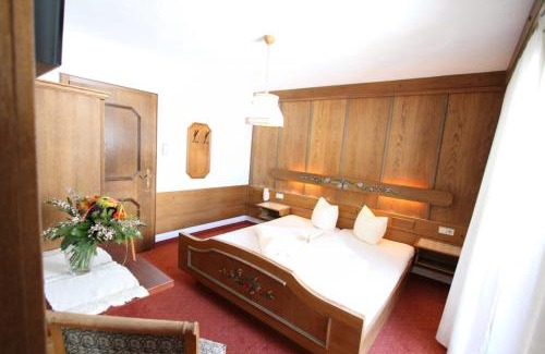 Mandarfen House | Pension Mittagskogel