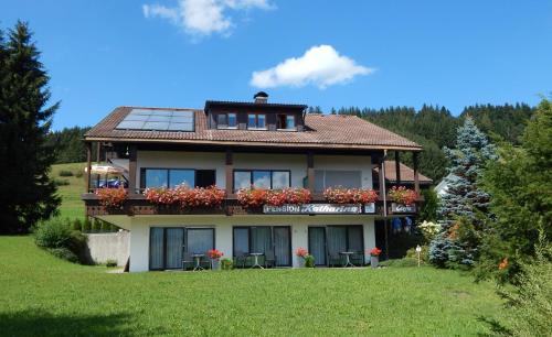 Stiefenhofen House | Pension Cafe Katharina