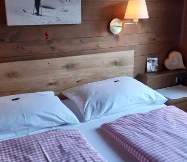 Kitzbuehel House | Pension Feiersinger