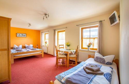Nonnenwald House | Pension Ferienhof Fischer