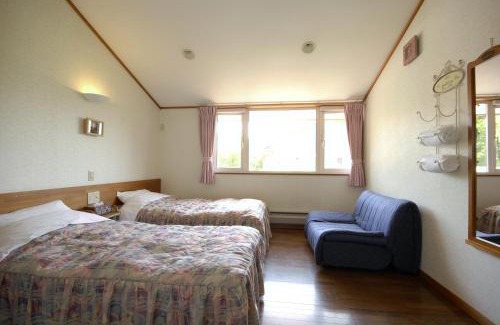 Kobuchisawacho Bed & Breakfast | Pension Field