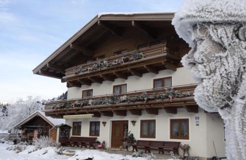 Maishofen House | Pension Forsthof