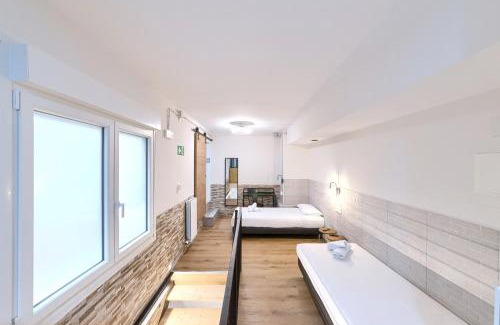 Castanos House | Pension H30 Tiboli Self Checkin