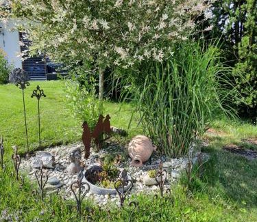 Tiefgraben House | Pension Kreuzinger, 5310 Tiefgraben