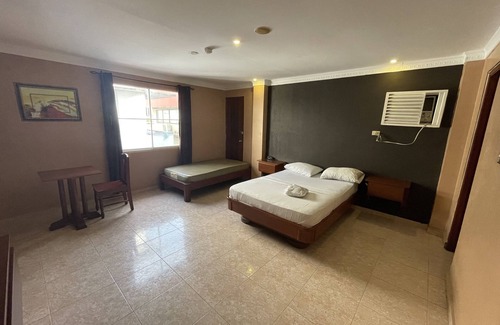 Tumba Vieja House | Pension Monaco