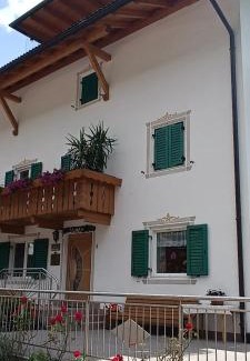 Lutago Bed & Breakfast | Pension Obermair
