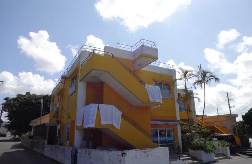 Miyakojima Hotel | Pension Orange Box