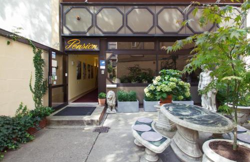 Schottenfeld Bed & Breakfast | Pension Pharmador