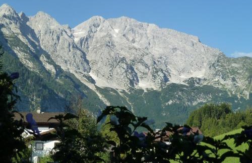 Kuchl House | Pension Schöne Aussicht