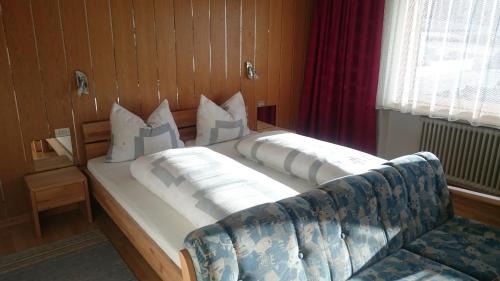 St. Valentin auf der Haide House | Pension Tirol