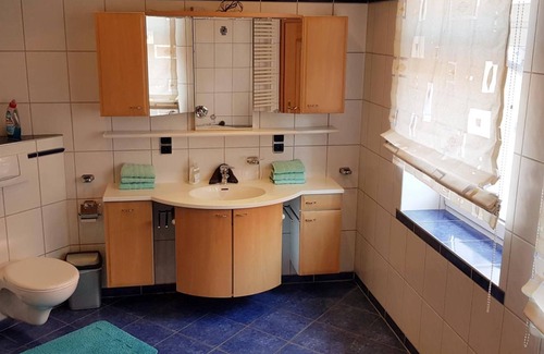 Poppenhausen House | Pension Zur Sonne