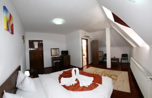Calimanesti House | Pensiunea Maria