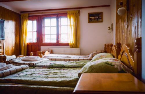 Salciua House | Pensiunea Poarta Zmeilor