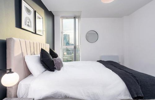 Sheffield City Centre Apartment | Pent House Roof Top Balcony City Centre Apt