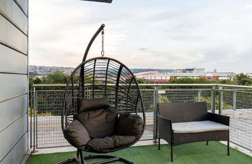 Sheffield City Centre Apartment | Pent House Roof Top Balcony City Centre Apt