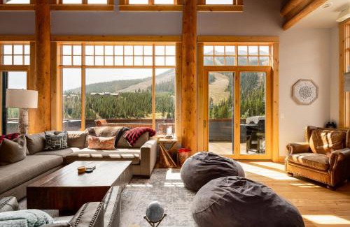 Saddle Ridge Cabin | Penthouse 1 by Moonlight Basin Lodging