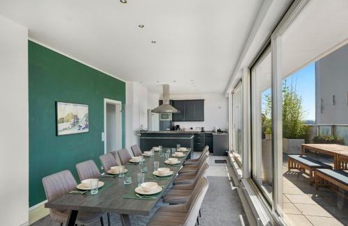 Gladbach Apartment | Penthouse 232QM, 12 Personen, Whirlpool, Terrasse, Parkplatz 25min bis Düsseldorf Messe