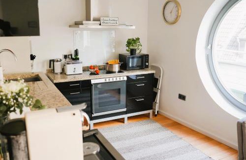 Kernstadt Apartment | Penthouse am Dom- Altstadt in 200 m- 4 Dachterrassen, stilvoll und ruhig-Self Check-6 Personen