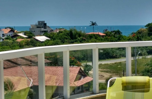 Ze Amandio Apartment | Penthouse apartment with sea view, 400 m from the beach, great location.
