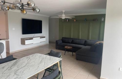 Mameyes II Apartment | Penthouse Condo, Rooftop Terrace with Hot Tub, 6ppl