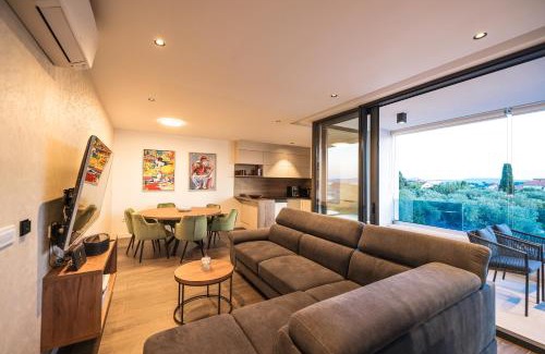 Sukosan Apartment | Penthouse Croatiendream with 3 bedrooms, pool and sea view