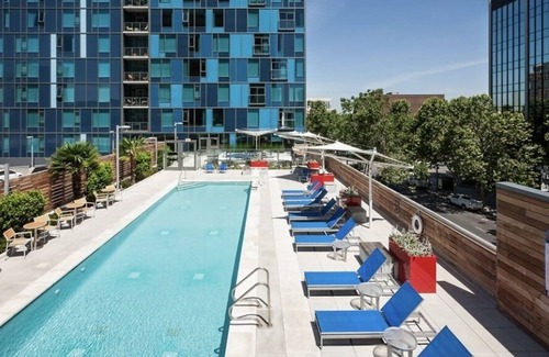 Downtown San Jose Apartment | Penthouse Downtown San Jose 5 min to Airport
