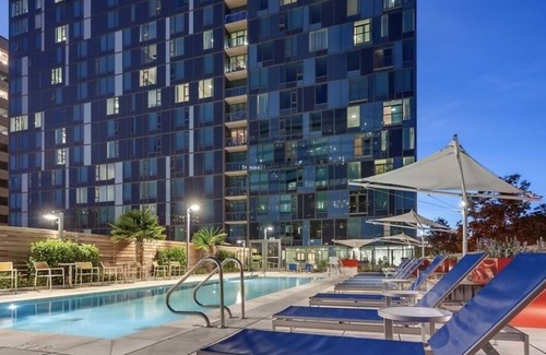 Downtown San Jose Apartment | Penthouse Downtown San Jose 5 min to Airport