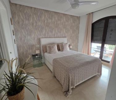 Benahavis Apartment | Penthouse Los Arqueros golf