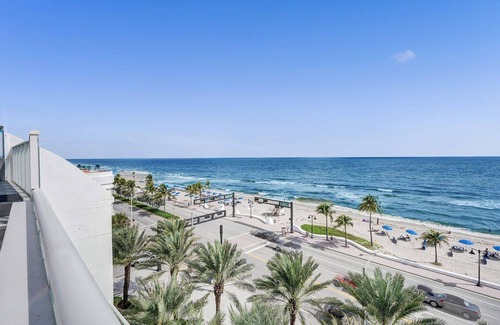 Central Beach Condo | PENTHOUSE Luxury Suite at the W Hotel