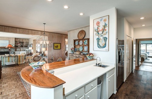 Litchfield by the Sea Condo | Penthouse Oceanfront Villa at Inlet Point on Litchfield Beach