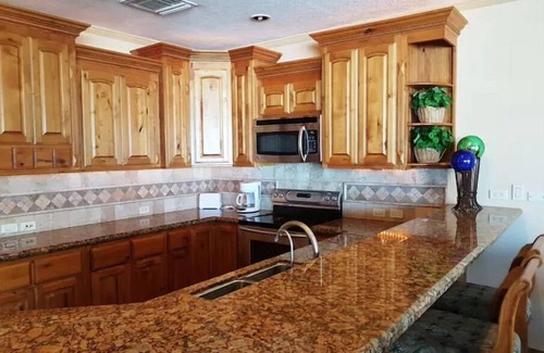 Puerto Penasco Resort | Penthouse Paraiso C602 Luxury at your fingertips!