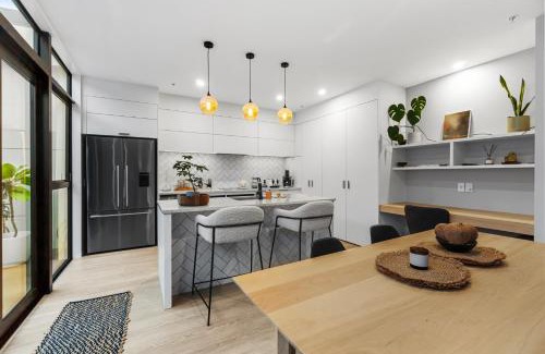 Cambridge House | Penthouse Prestige - Cambridge Holiday Apartment