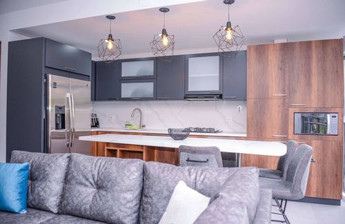 El Castillo Apartment | Penthouse Roof inside Lleras Duplex 3 Bedroom AC Hot Tub