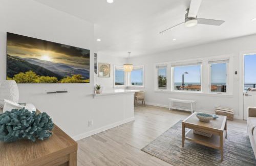 Laguna Beach Apartment | Penthouse Steps from Victoria Beach 180 degree ocean views