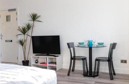 Somers Town Apartment | Penthouse Studio by Regent's Park/Euston
